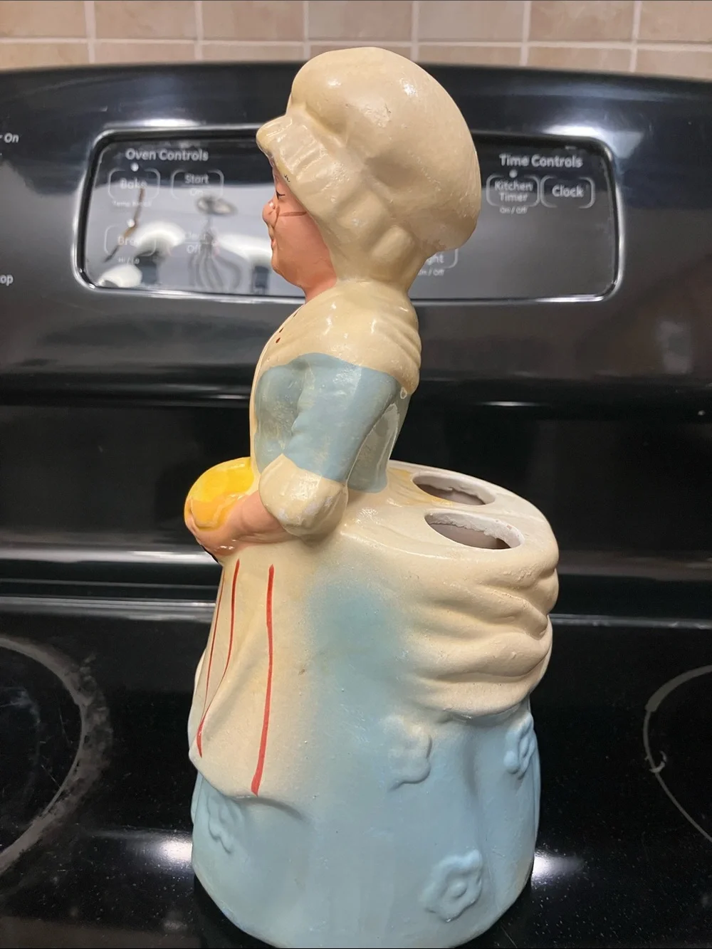 Grandma Utensil holder or planter. Adorable and in nice shape.